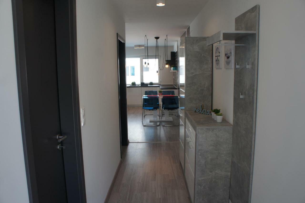 Laguna Beach Apartmanok Siofok Ngoại thất bức ảnh